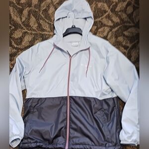 Columbia Thin Fleece Lined Jacket, XL, Silver Blue/Black w/Rose Purplish Accents